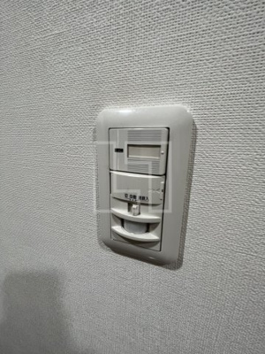 【設備】 | アステリオ北堀江 ザ・メトロタワー | アステリオ北堀江 ザ・メトロタワー　人感センサーライト