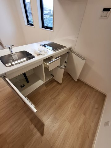 ザ・アパートメント今津のキッチン