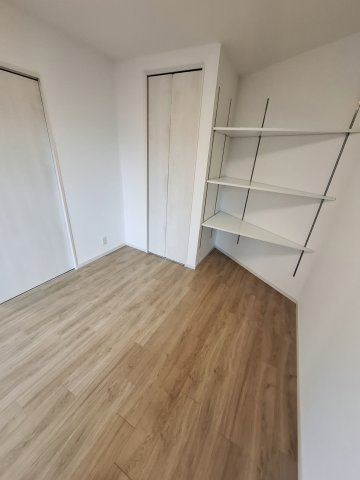 ザ・アパートメント今津の洋室