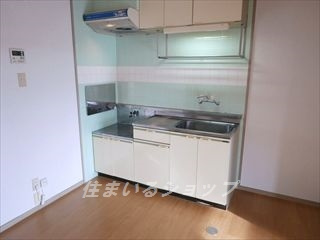 広島市安佐北区落合南２丁目のアパートのキッチン