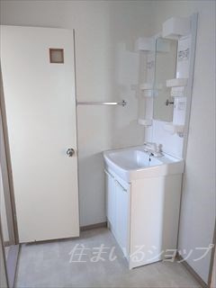 広島市安佐北区落合南２丁目のアパートの洗面所|洗面化粧台