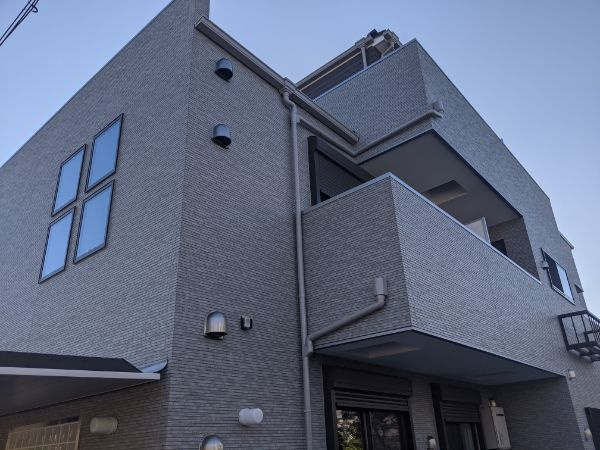 神戸市垂水区歌敷山２丁目のアパート