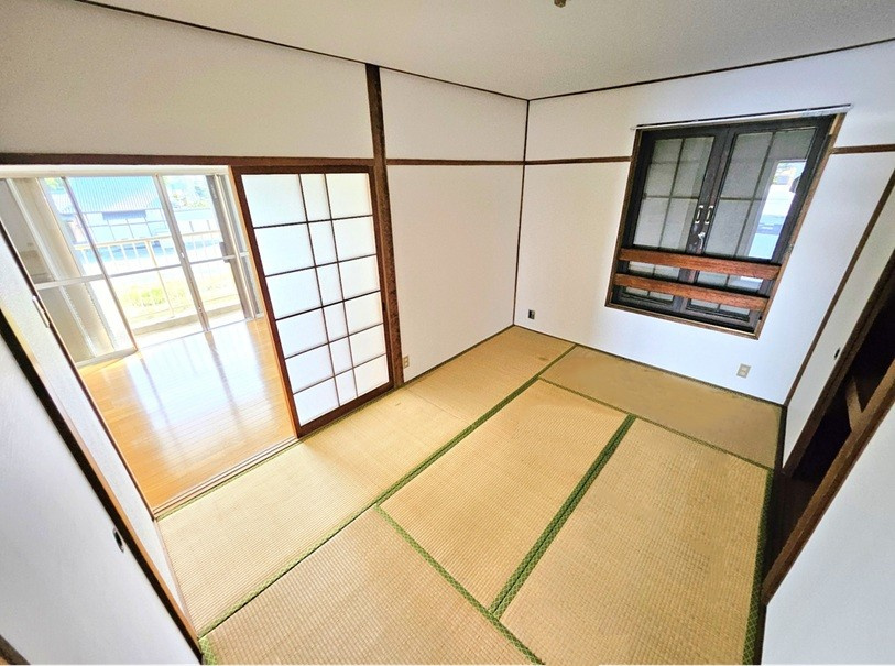 ヤマダビルの和室