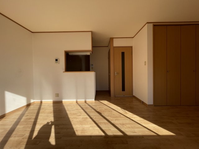 サンリバー大久保の居間・リビング