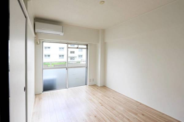 ビレッジハウス仁左平2号棟の居間・リビング|ビレッジハウスの同一物件・同一タイプの間取りの写真です