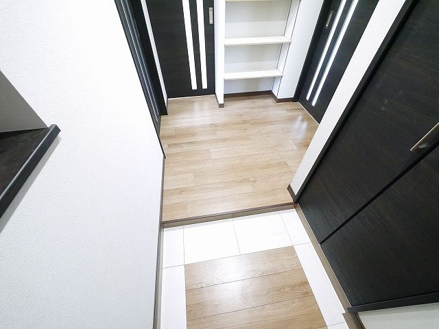 新町ハイツの玄関|ゆったりとした玄関です