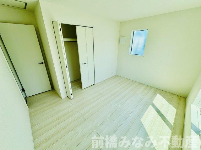 玉村町福島23-1期　２号棟(全１２区画)　リナージュ　新築建売分譲の洋室|ゆったりした洋室です