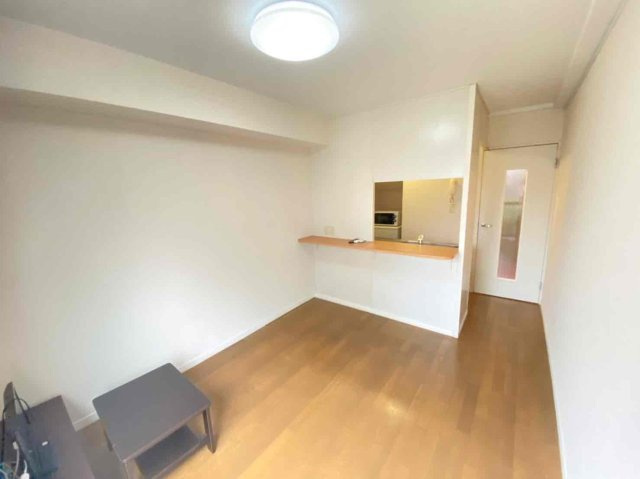 レオパレスラダックＢの居間・リビング