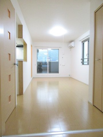 グランツ・フジの居間・リビング