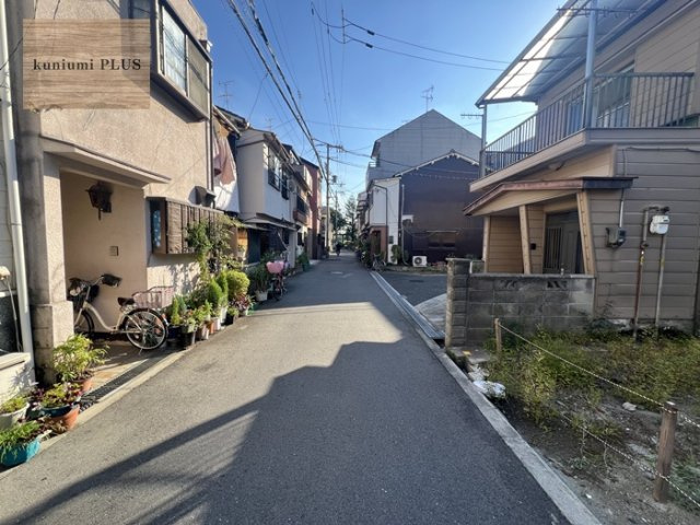 大阪市鶴見区緑3丁目の前面道路含む現地写真