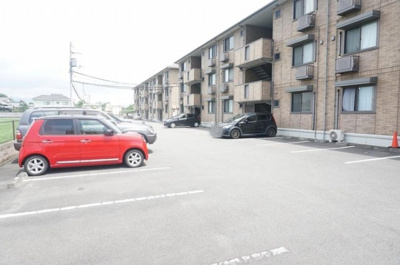 【駐車場】 | ジュネス針田　B棟