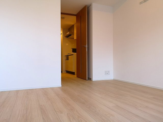 川崎市多摩区登戸の賃貸マンションの居間・リビング