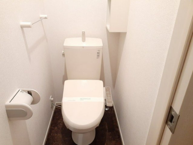 狛江市東和泉２丁目のアパートのトイレ|別部屋参考