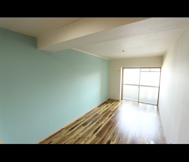 稲熊ビルの居間・リビング