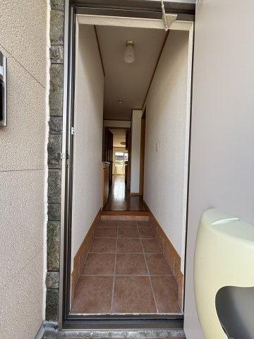 スプリングフィールドＡの玄関|イメージ103号室の写真