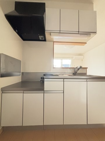 Ｐｉｎｅ　Ｃｏｕｒｔ（パインコート）のキッチン