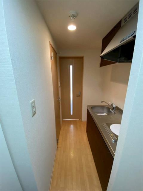 川崎市麻生区高石４丁目のアパートの玄関