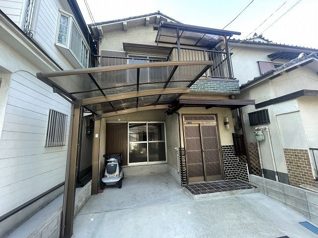 楠根南町貸家の外観