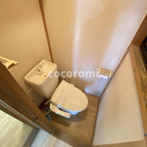 出口3丁目貸家のトイレ