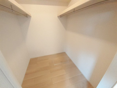 【内装】 | プレッソ姫路東Ⅰ | 明るい色調の室内です