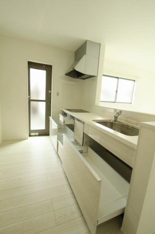 朝倉己　⑯　新築戸建　全3区画の外観|駐車場　2台