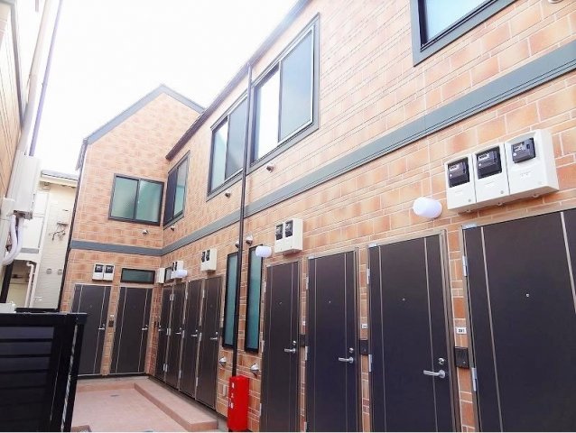 セレーナ高円寺前のエントランス|毎日通るところです