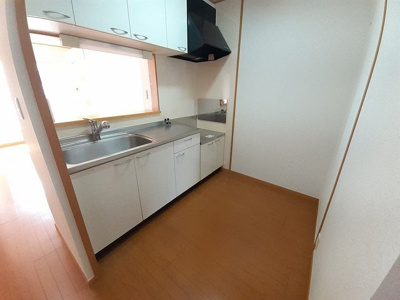 【キッチン】 | グレイスフル弐番館 | きれいなキッチンです