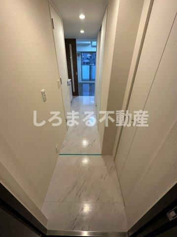 ドゥーエ立売堀の玄関