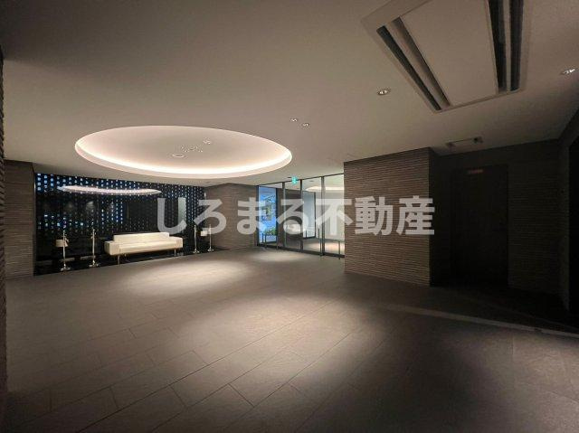 ドゥーエ立売堀のロビー