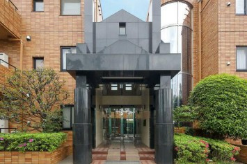 【エントランス】 | カスティーヨ杵島