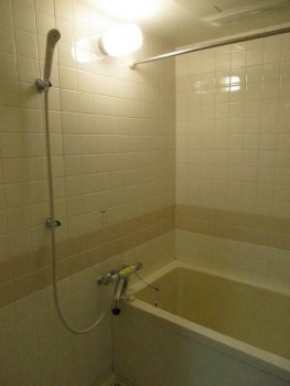 【浴室】 | カスティーヨ杵島 | 追い焚き機能、浴室乾燥機付きバス。