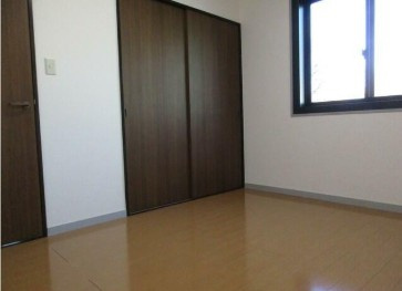 【寝室】 | カスティーヨ杵島 | きれいなフローリング。