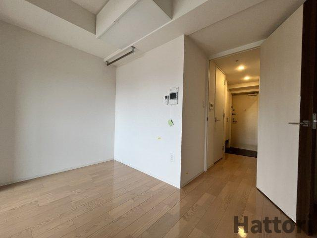 セレニテ江坂ルフレの居間・リビング