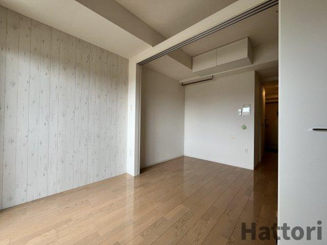 セレニテ江坂ルフレの居間・リビング