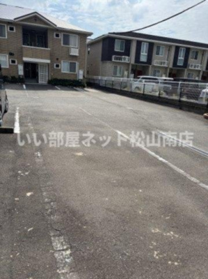 【駐車場】 | ジュネス椿Ｂ