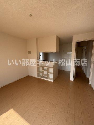 【居間・リビング】 | ジュネス椿Ｂ