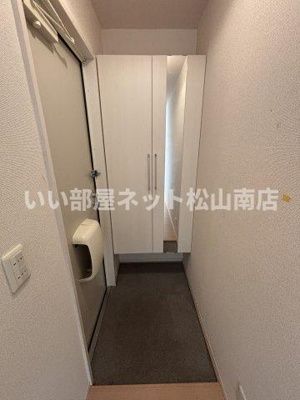 【玄関】 | ジュネス椿Ｂ