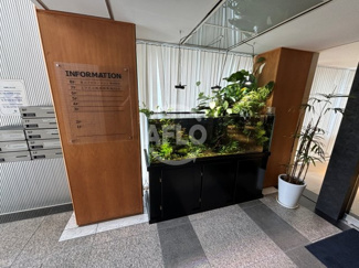 【その他共用部分】 | リアライズ南船場ビル | リアライズ南船場ビル　エントランス