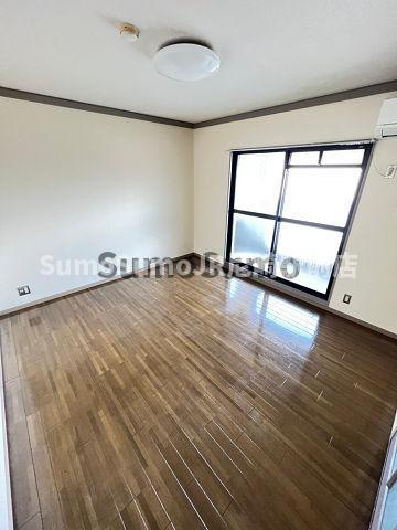 カサクレモナ東館の居間・リビング|ゆったり過ごせる居間です