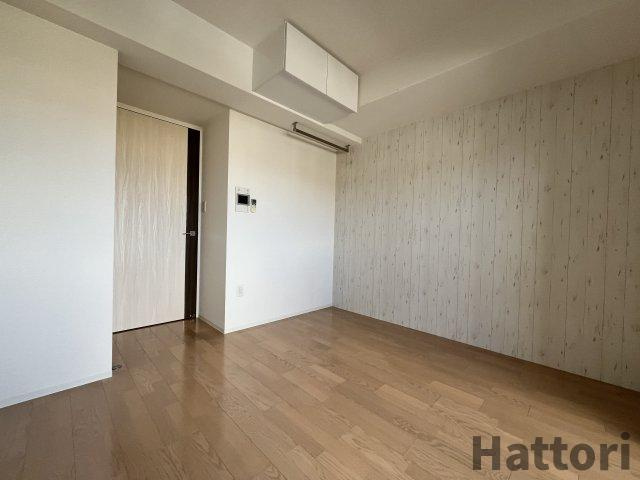 セレニテ江坂ルフレの居間・リビング