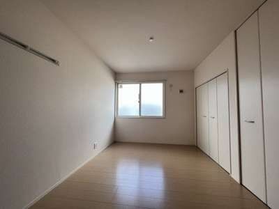 【寝室】 | ヴィオラ志染