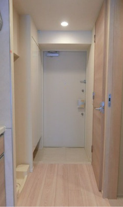 プライマル浅草言問通の玄関