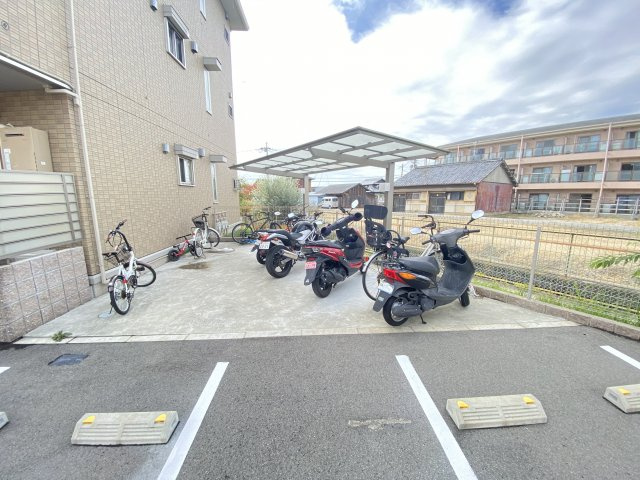 ソフィアコート鳥飼B棟の周辺