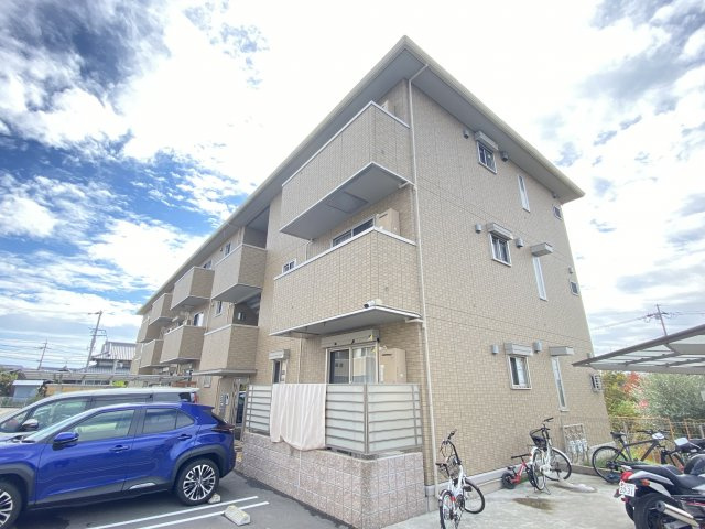 ソフィアコート鳥飼B棟の外観