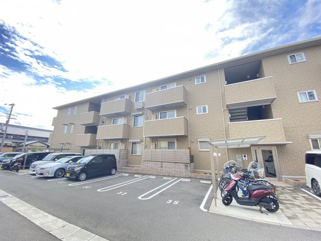 ソフィアコート鳥飼B棟の外観