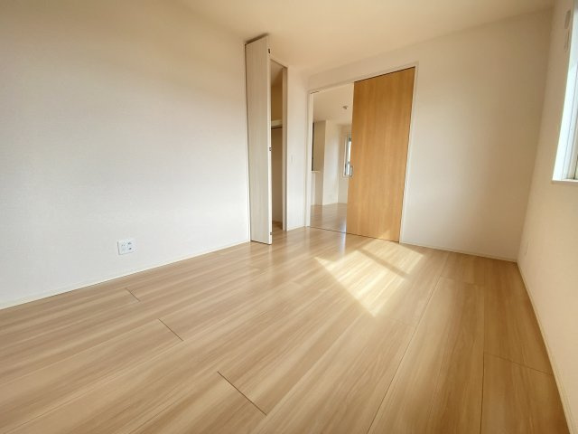 ソフィアコート鳥飼B棟の洋室