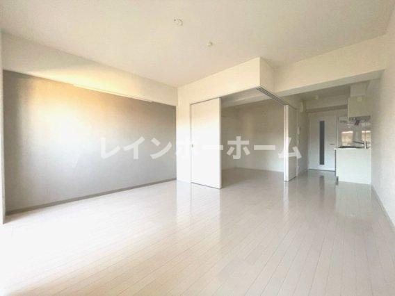 八潮市大字大原の賃貸マンション