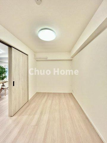 ジュネシオン平井の子供部屋|【子供部屋】お子様を持つ家庭の約6割が「家族や子どものため」に購入を希望。入学後の転校を避け、広い空間でのびのび育てたいなどの親心が、家探しのきっかけになっているようです。