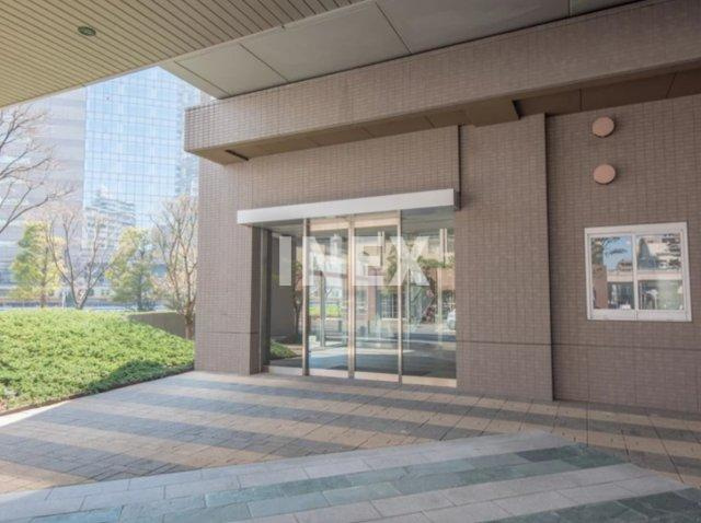 川崎市幸区大宮町の賃貸マンションのエントランス