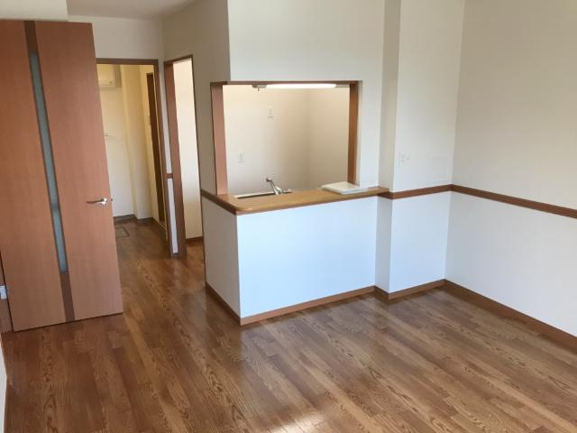 サンローズ香貫の居間・リビング|リビング